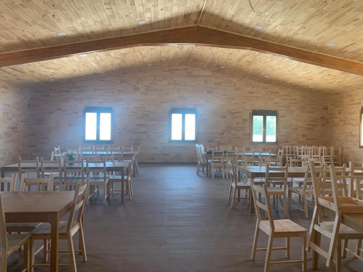 Granja Escuela Con Bungalows San Martín de la Vega Εξωτερικό φωτογραφία