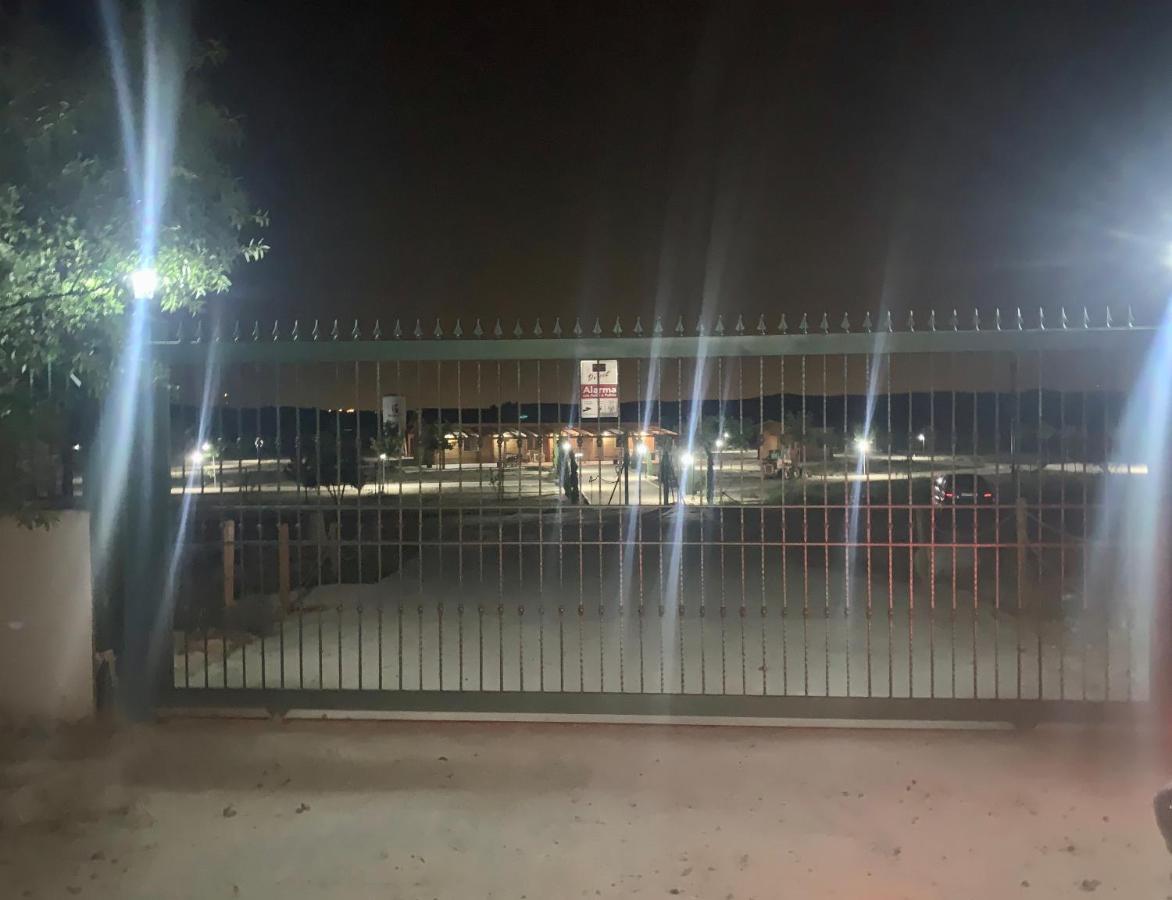 Granja Escuela Con Bungalows San Martín de la Vega Εξωτερικό φωτογραφία